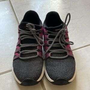 Merrell bravada edge sneakers in size 7.5
